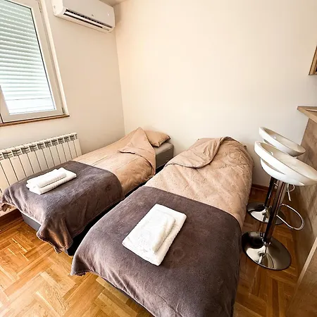 アパート Limpio 2 *